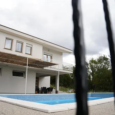 Olives Garden בית נופש