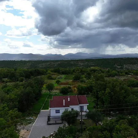 בית נופש Olives Garden